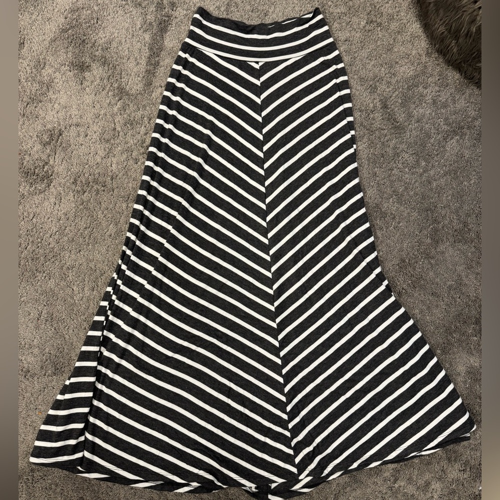 Maxi skirt